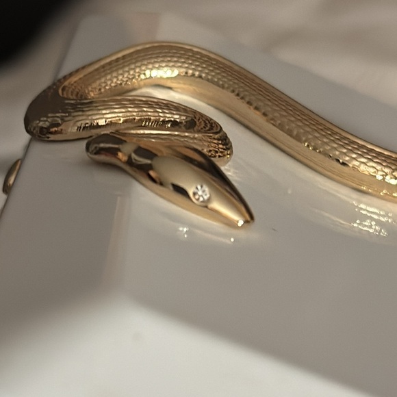 Kilian Paris The Dawn Art Deco White Metal Clutch Golden Snake Swarovski… - Picture 2 of 3